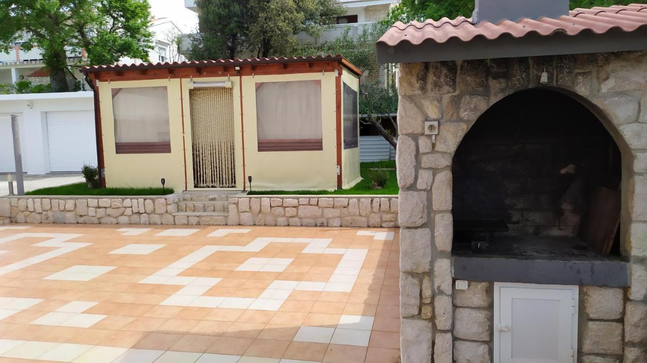 פג Apartmani Andreja מראה חיצוני תמונה