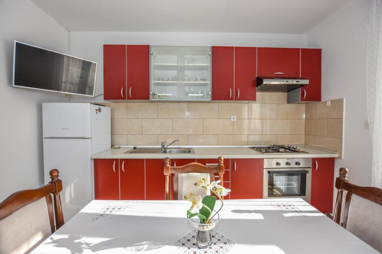 פג Apartmani Andreja מראה חיצוני תמונה